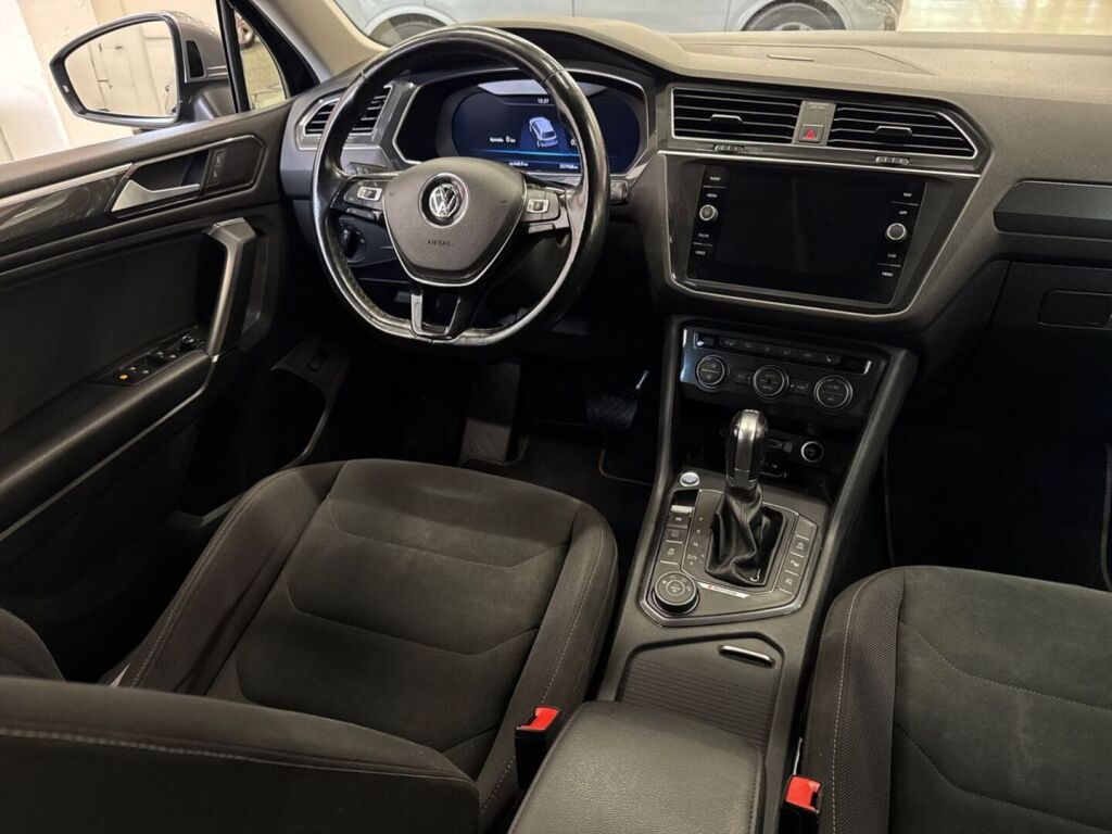 Volkswagen Tiguan Allspace 2018 Musta