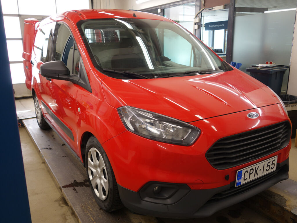 Ford Transit Courier 2021 Punainen