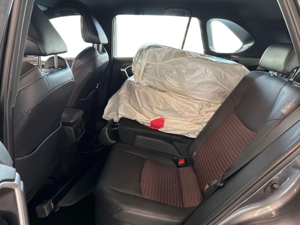 Toyota RAV4 Plug-in 2021 Harmaa