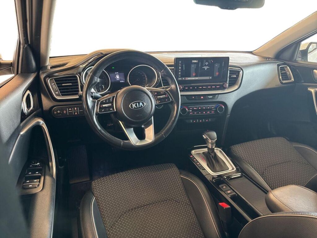 Kia XCeed 2021 Valkoinen