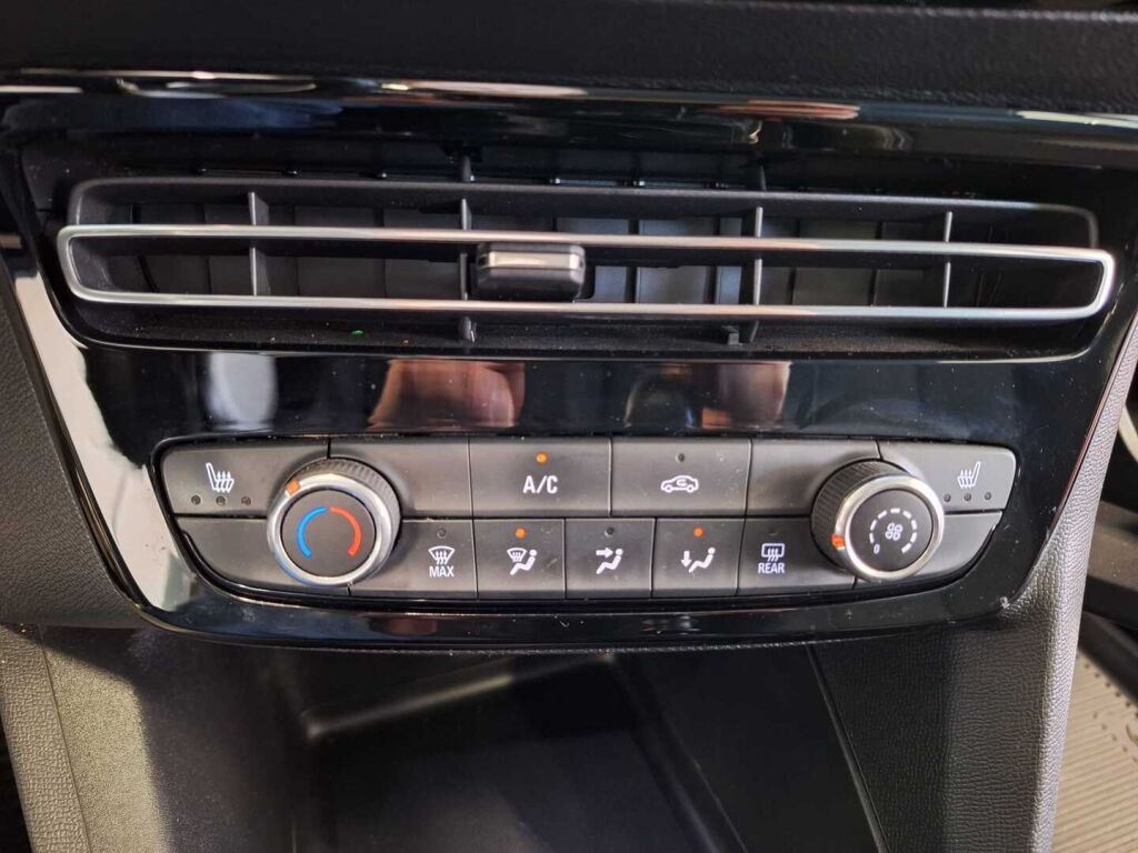 Opel Mokka 2021 Valkoinen