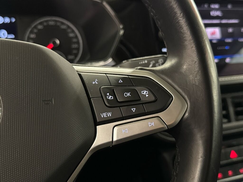 Volkswagen T-Cross 2021 Musta