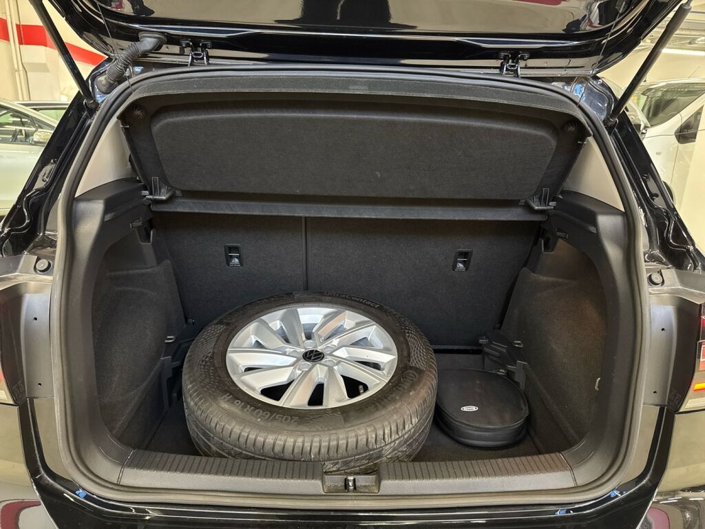 Volkswagen T-Cross 2021 Musta