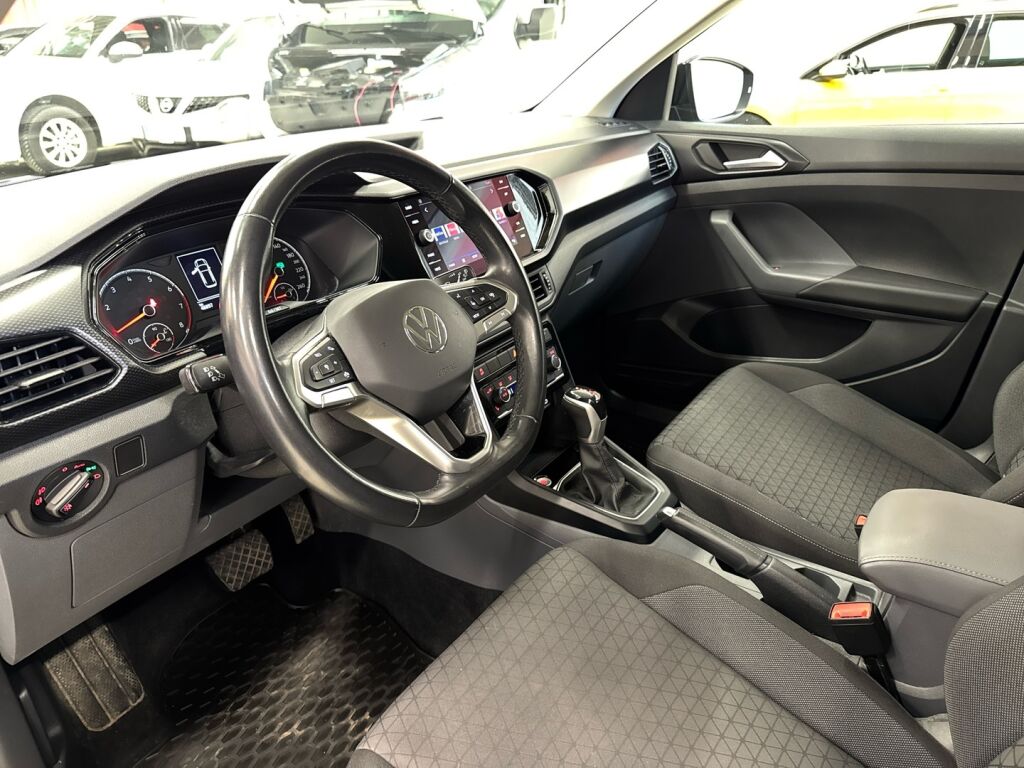 Volkswagen T-Cross 2021 Musta