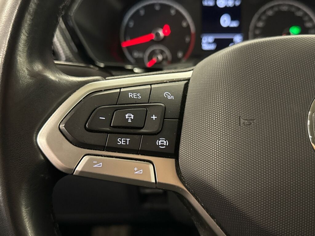 Volkswagen T-Cross 2021 Musta