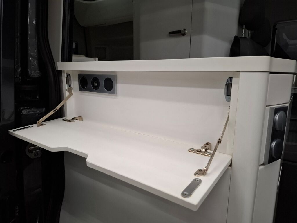 Volkswagen GRAND CALIFORNIA 600 2021 Harmaa