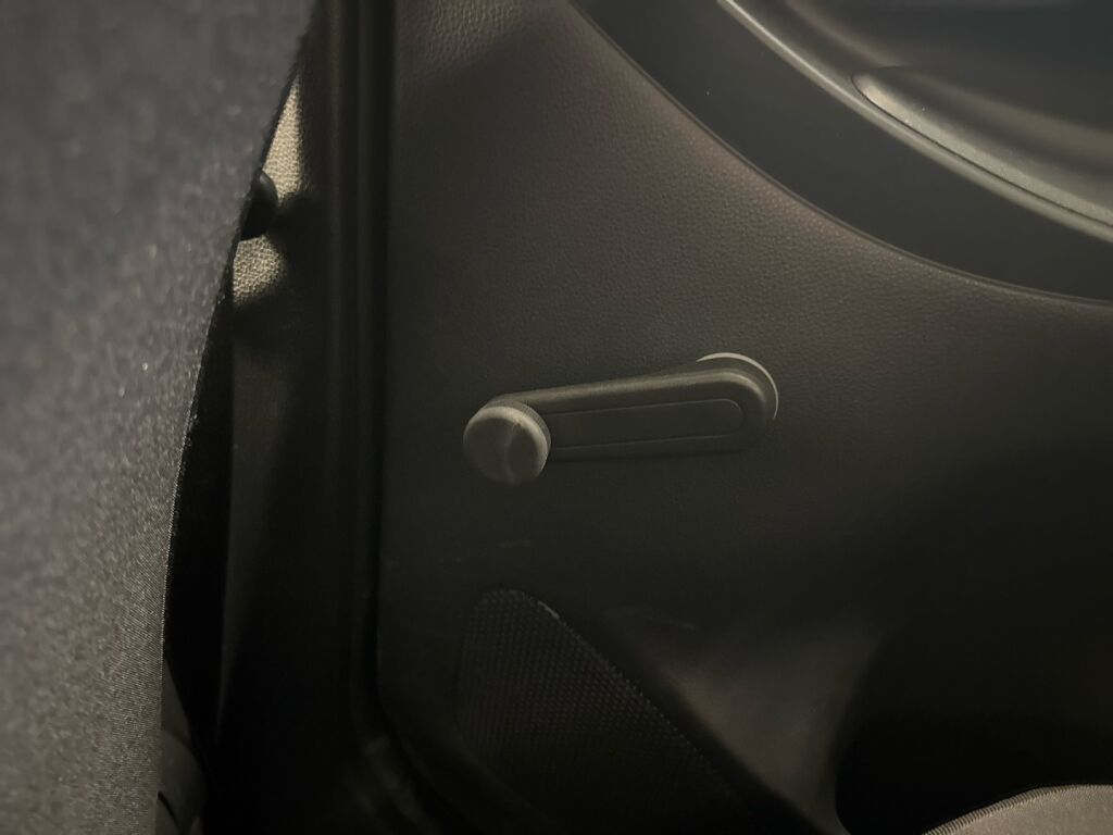 Toyota Yaris 2021 Valkoinen