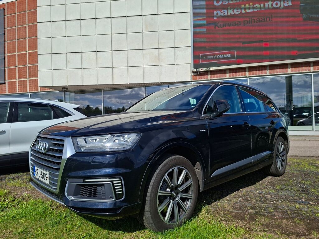 Audi Q7 2017 Sininen