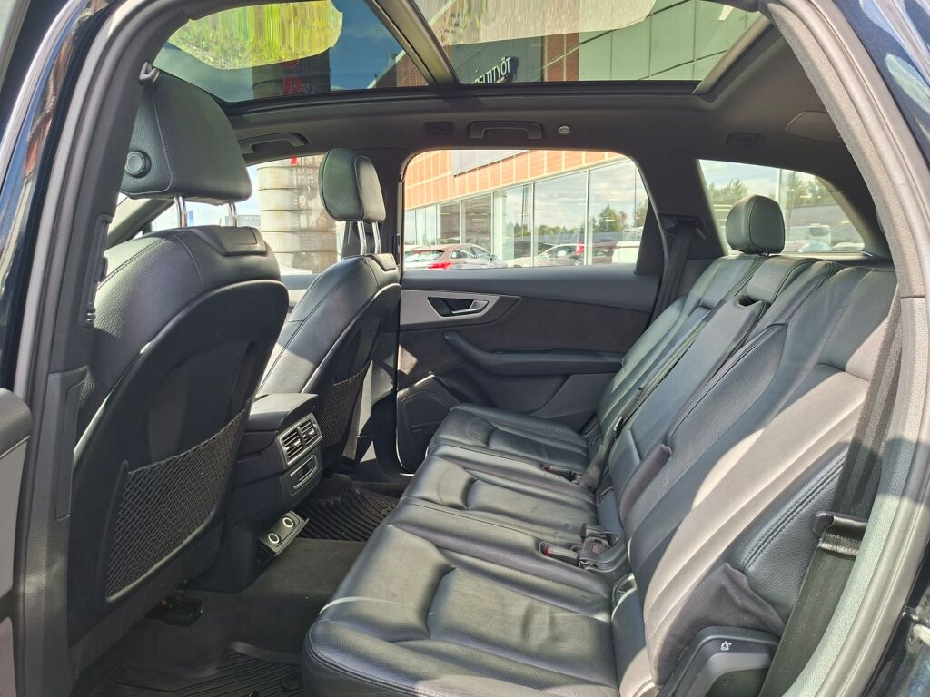 Audi Q7 2017 Sininen
