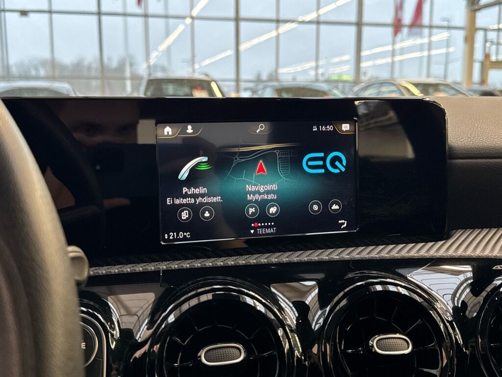 Mercedes-Benz A 2020 Valkoinen