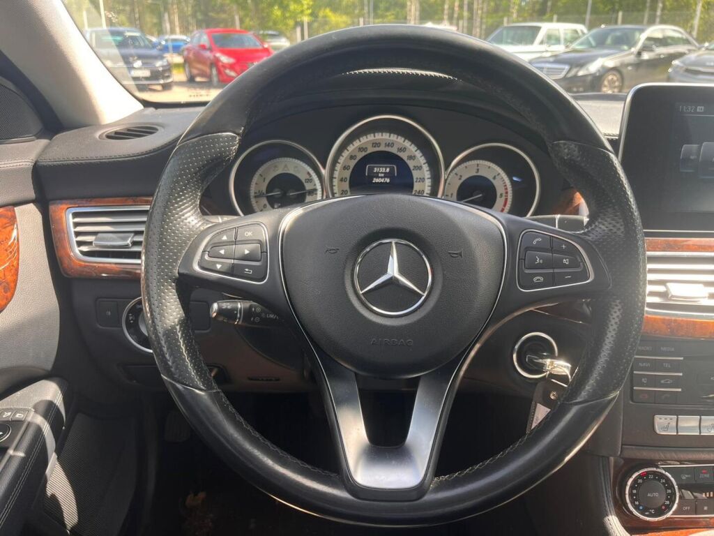 Mercedes-Benz CLS 2015 Musta