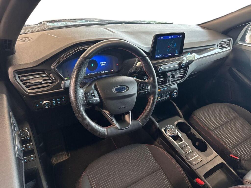 Ford Kuga 2021 Sininen