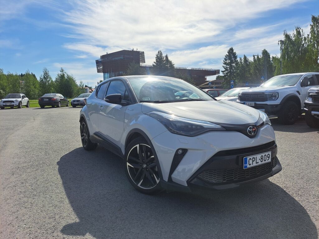 Toyota C-HR 2021 Harmaa