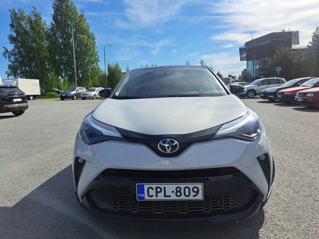 Toyota C-HR 2021 Harmaa