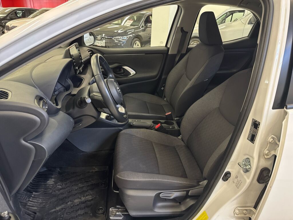 Toyota Yaris 2021 Valkoinen
