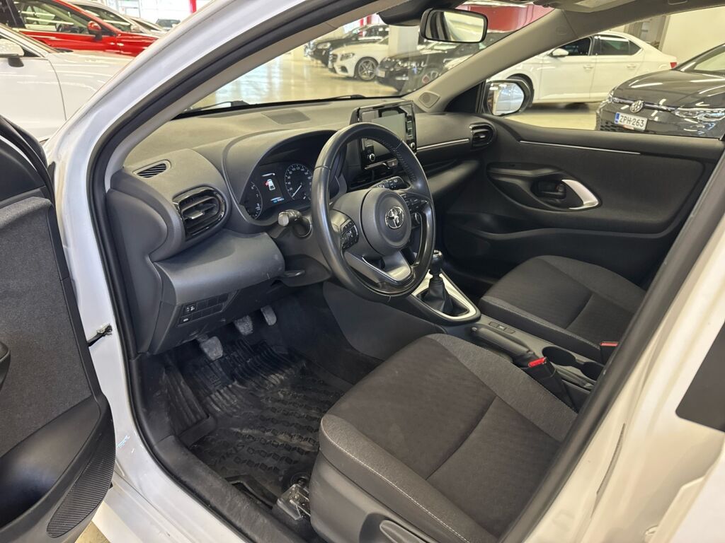 Toyota Yaris 2021 Valkoinen