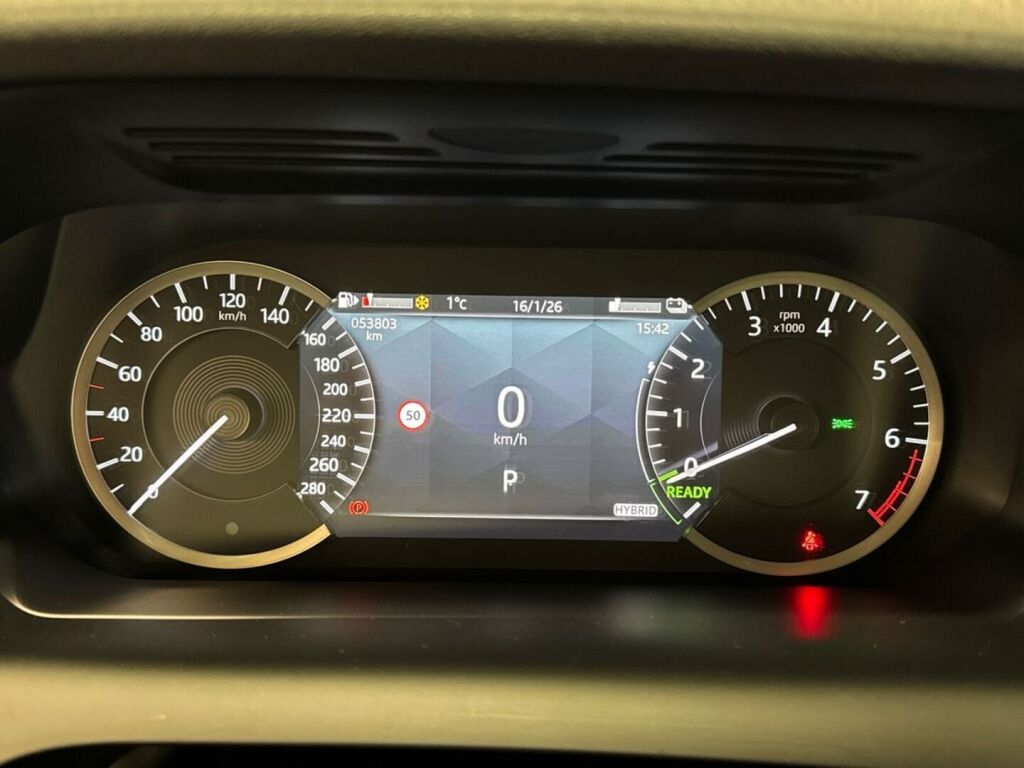 Land Rover Discovery Sport 2021 Valkoinen