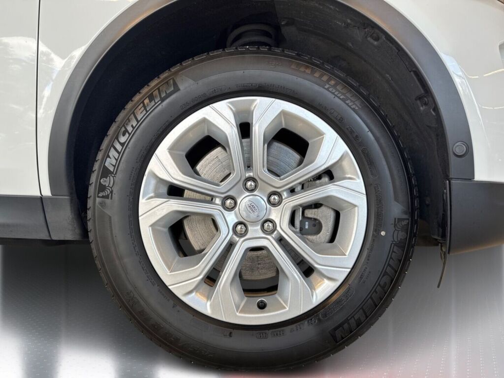 Land Rover Discovery Sport 2021 Valkoinen