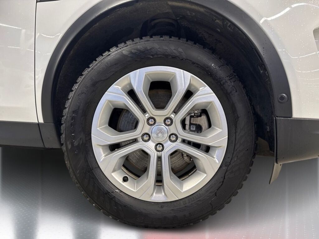 Land Rover Discovery Sport 2021 Valkoinen