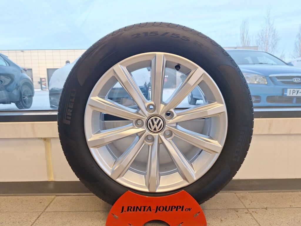 Volkswagen Passat 2020 Valkoinen