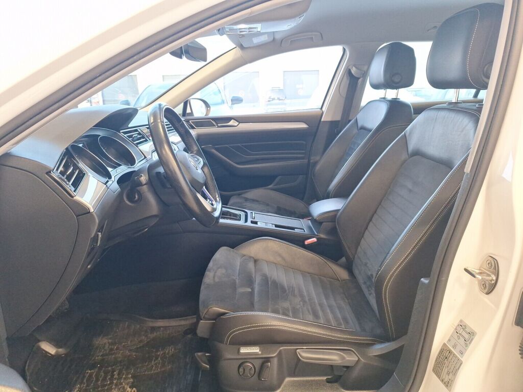 Volkswagen Passat 2020 Valkoinen