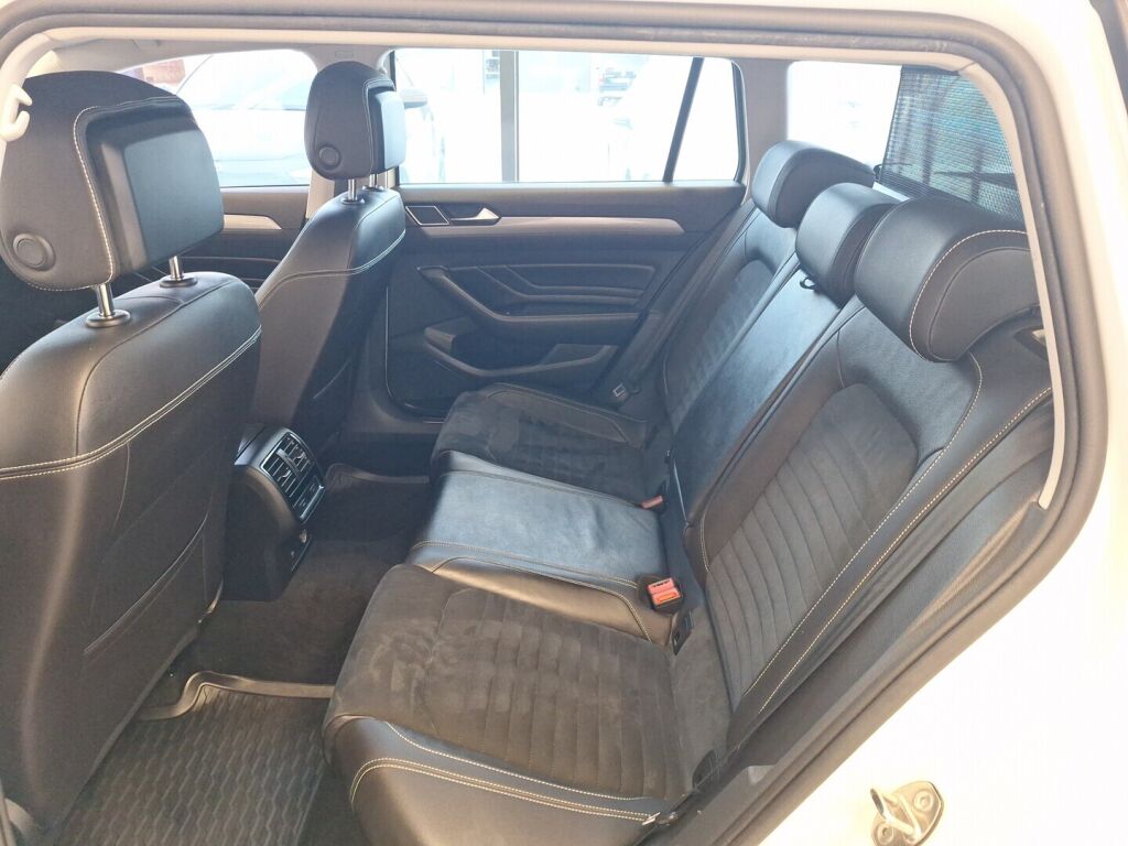 Volkswagen Passat 2020 Valkoinen