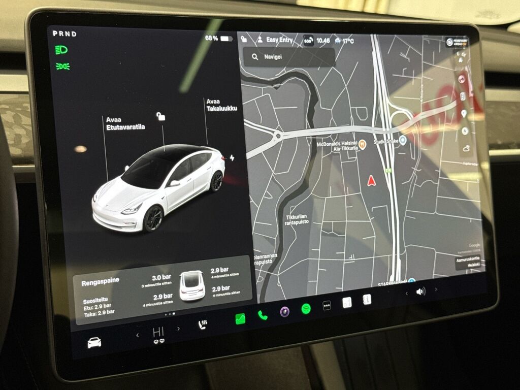 Tesla Model 3 2021 Valkoinen