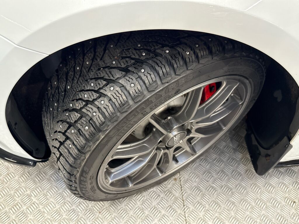 Tesla Model 3 2021 Valkoinen