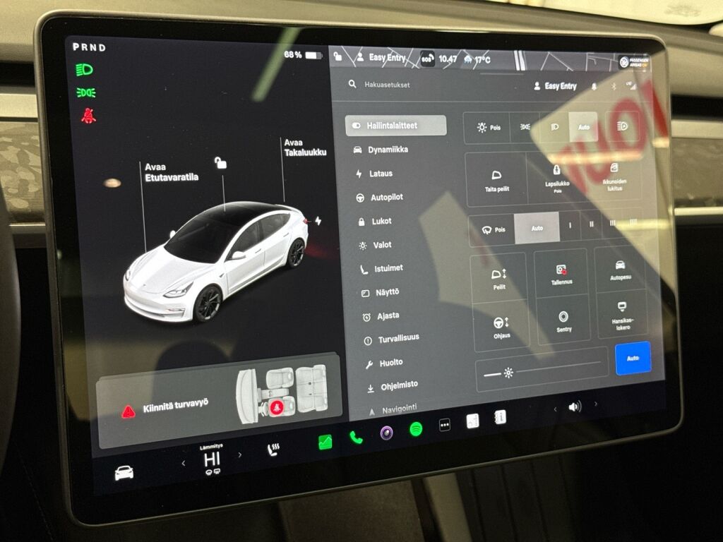 Tesla Model 3 2021 Valkoinen