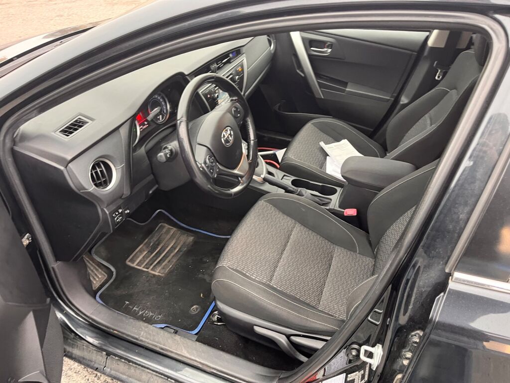 Toyota Auris 2014 Musta