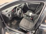 Toyota Auris 2014 Musta