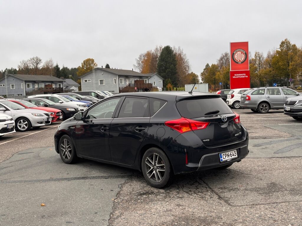 Toyota Auris 2014 Musta