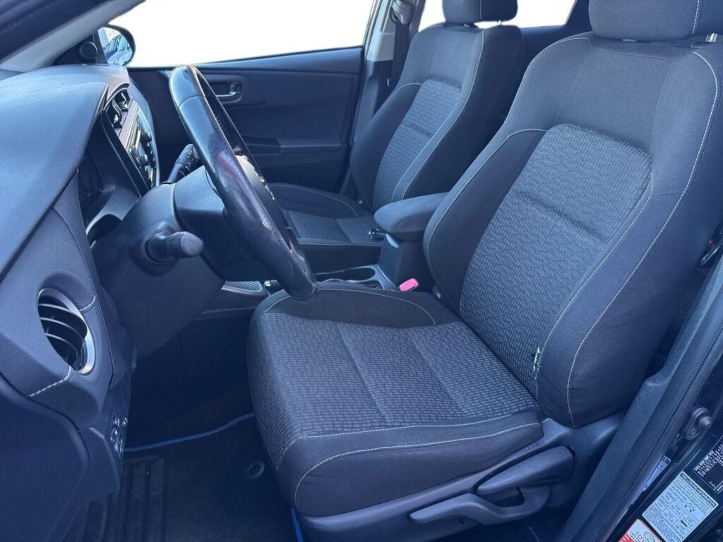 Toyota Auris 2014 Musta