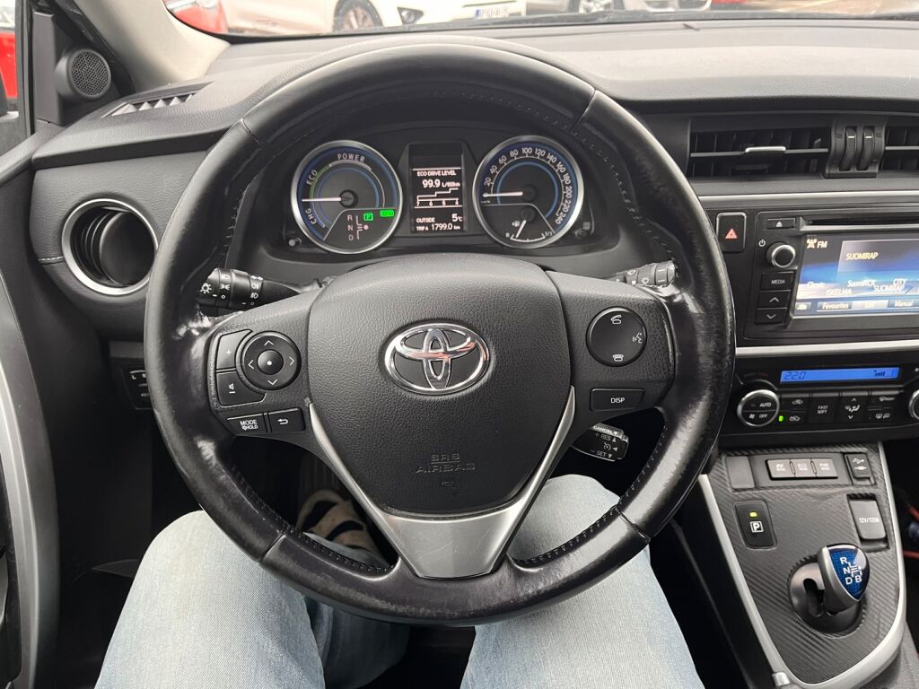 Toyota Auris 2014 Musta