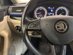 Skoda Superb 2018 Sininen