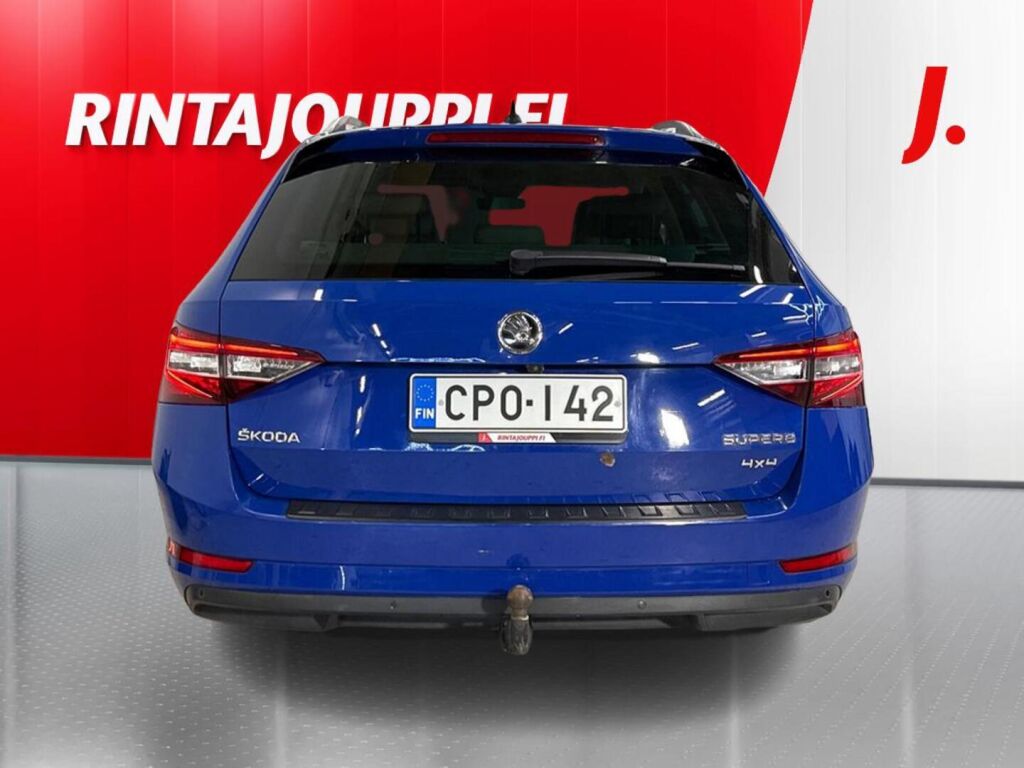 Skoda Superb 2018 Sininen