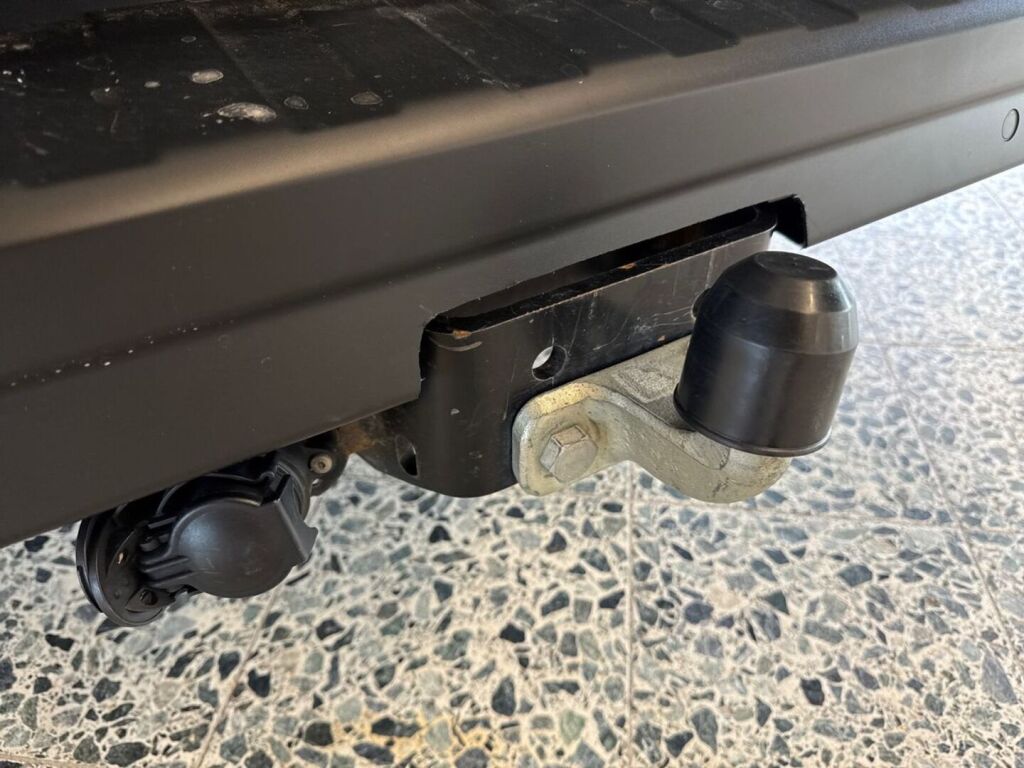 Renault Trafic 2021 Valkoinen