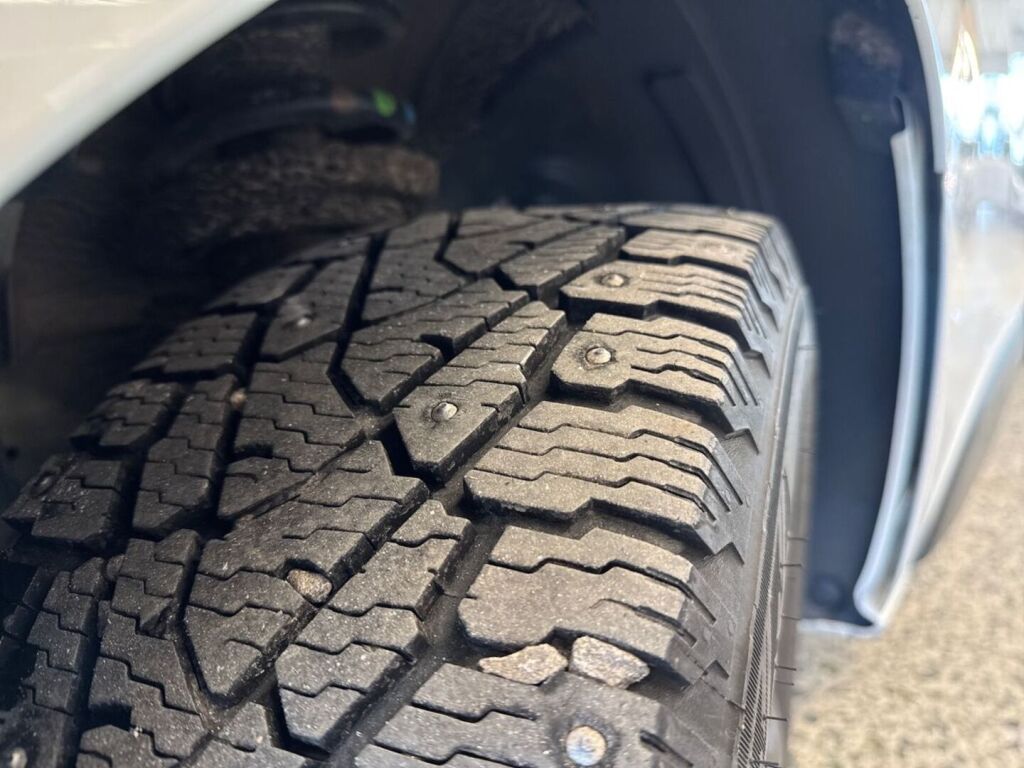 Renault Trafic 2021 Valkoinen