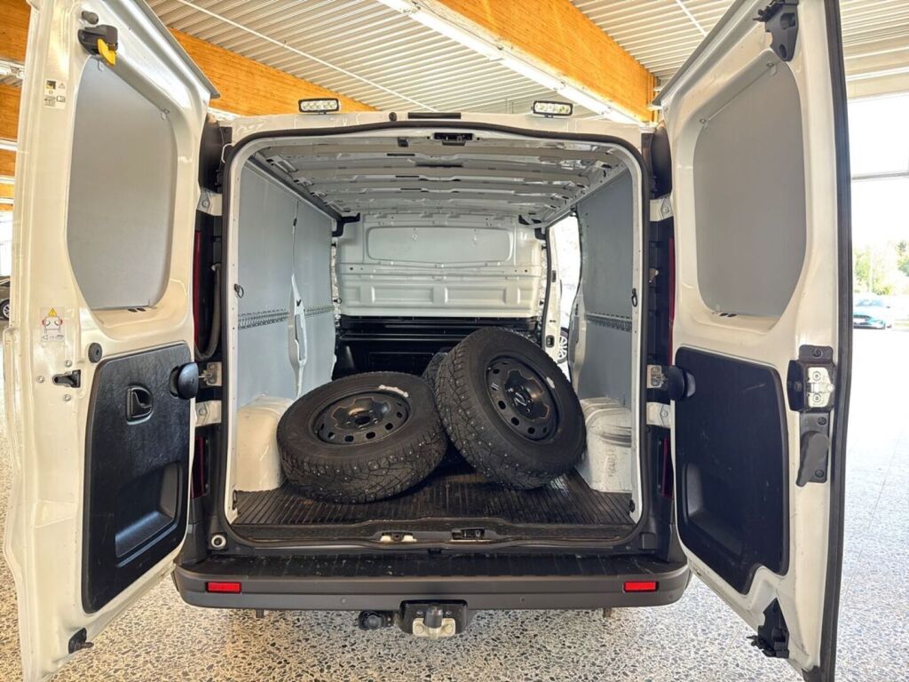 Renault Trafic 2021 Valkoinen