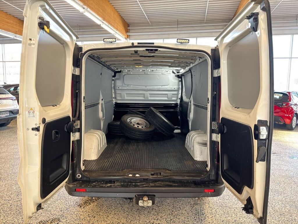 Renault Trafic 2021 Valkoinen