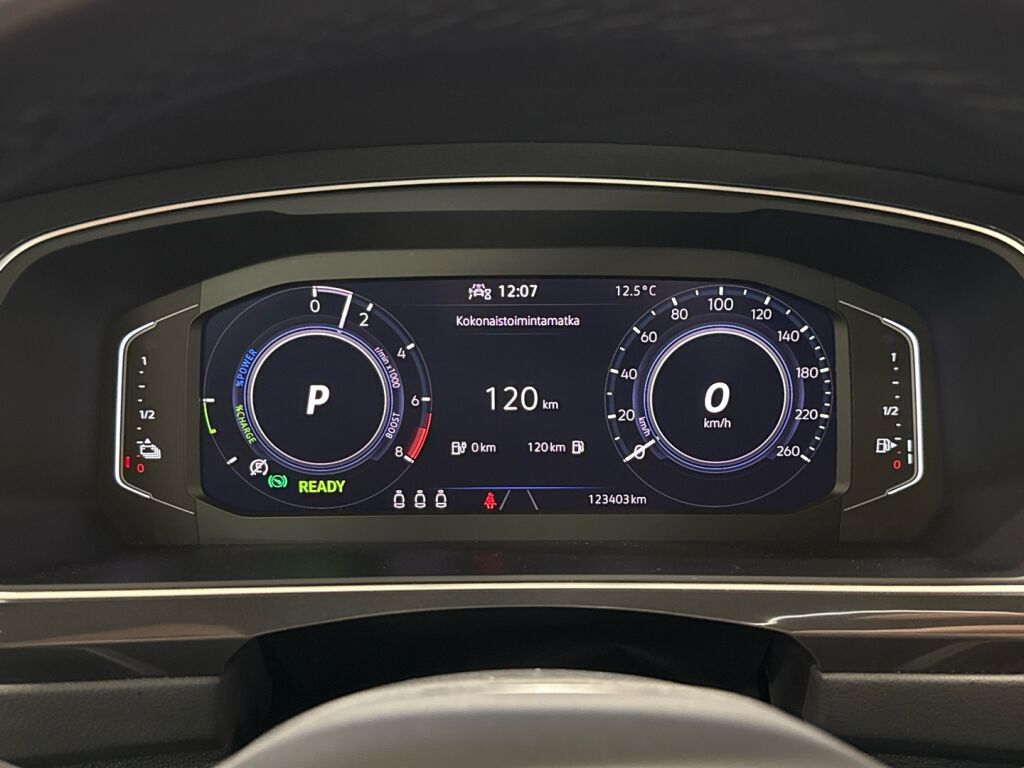 Volkswagen Tiguan 2021 Harmaa