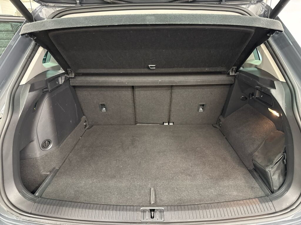 Volkswagen Tiguan 2021 Harmaa