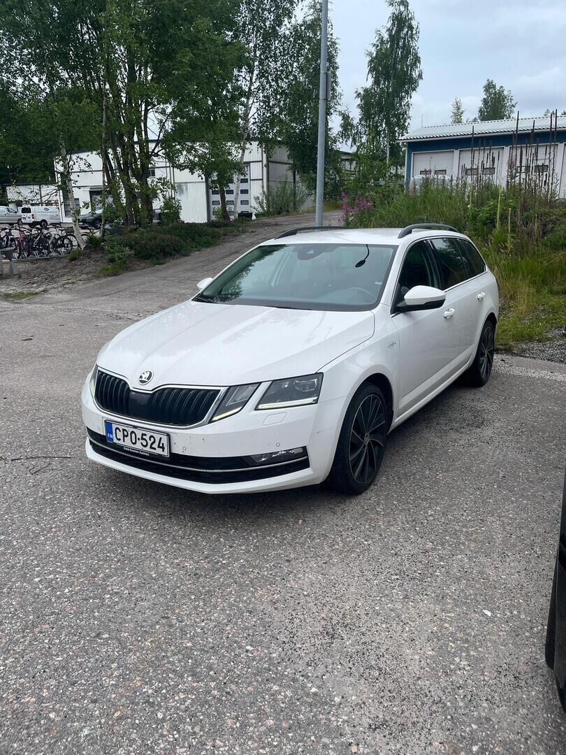 Skoda Octavia 2018 Valkoinen