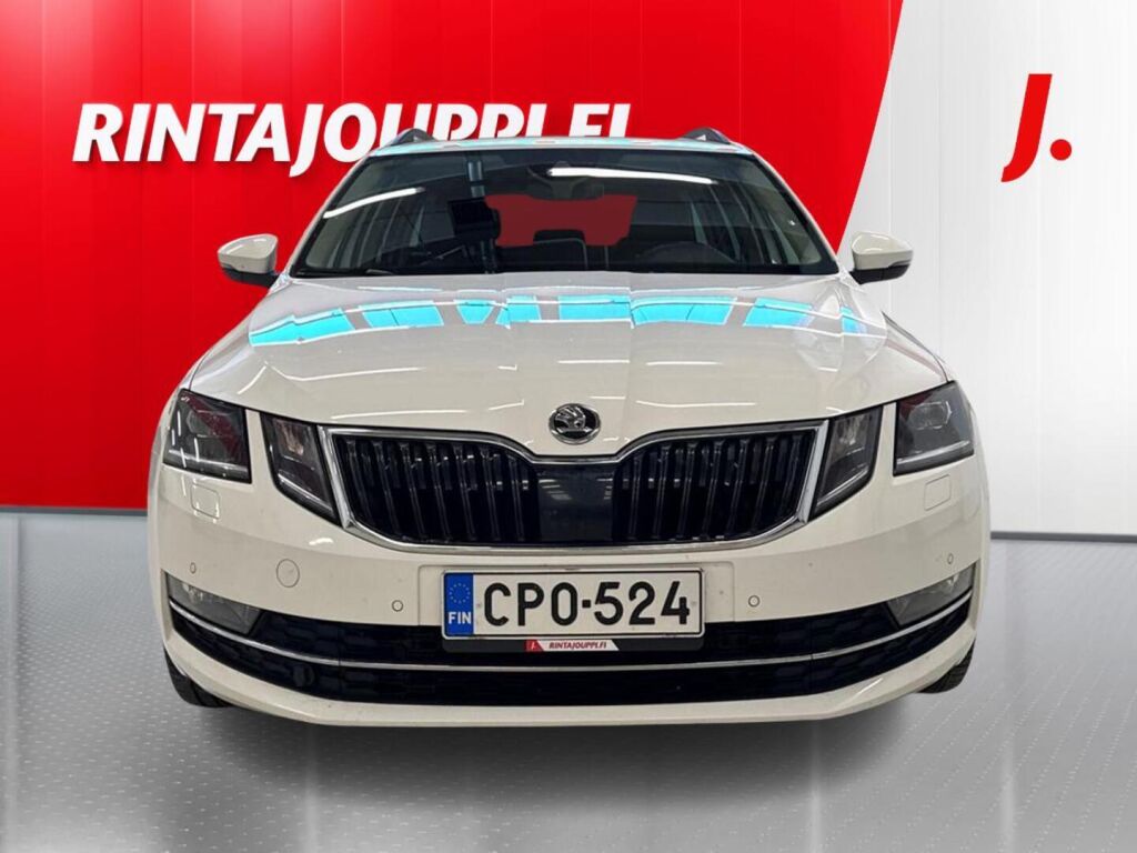 Skoda Octavia 2018 Valkoinen