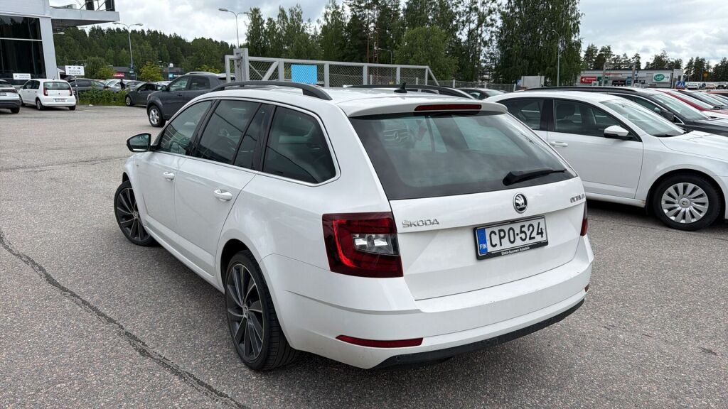 Skoda Octavia 2018 Valkoinen