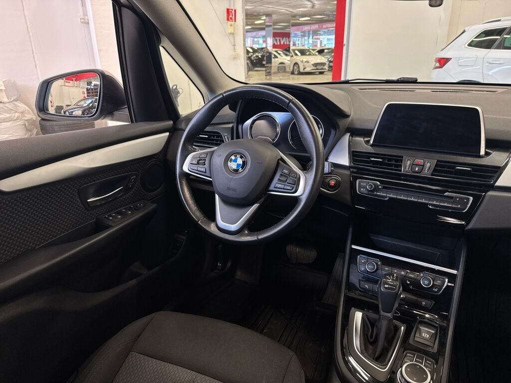 BMW 225 2019 Harmaa
