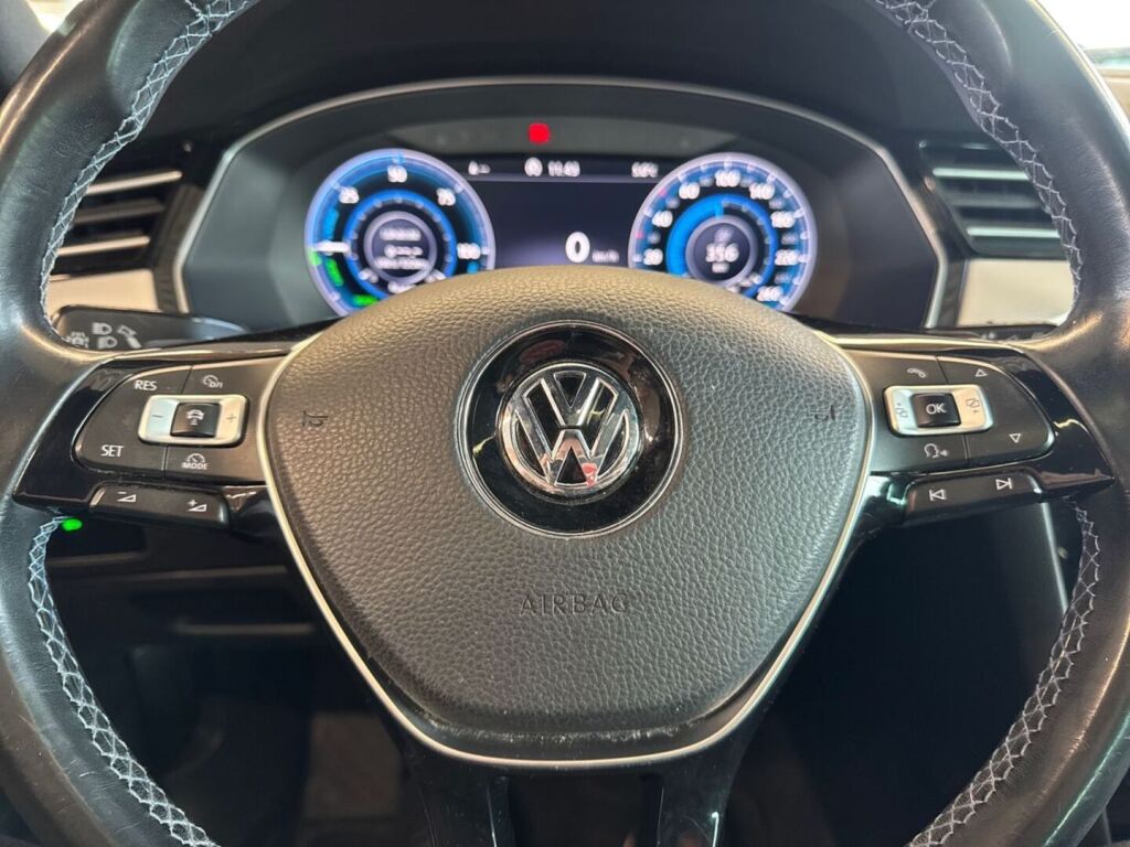 Volkswagen Passat 2016 Harmaa