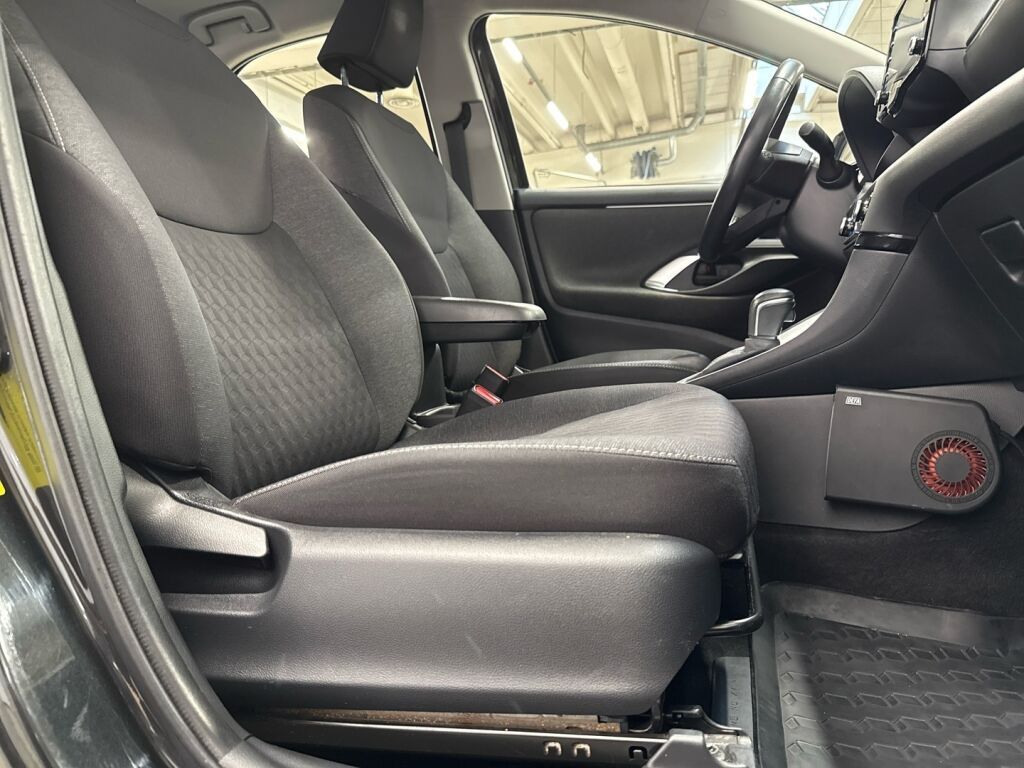 Toyota Yaris 2021 Musta