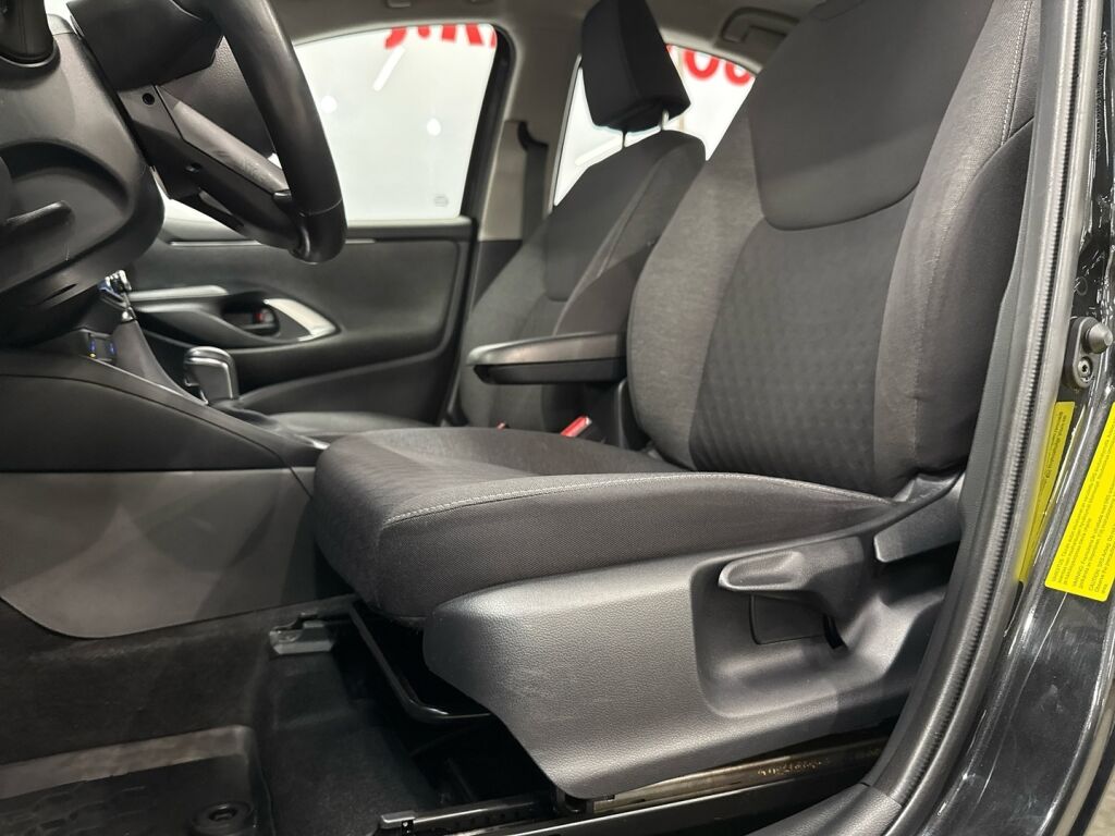 Toyota Yaris 2021 Musta