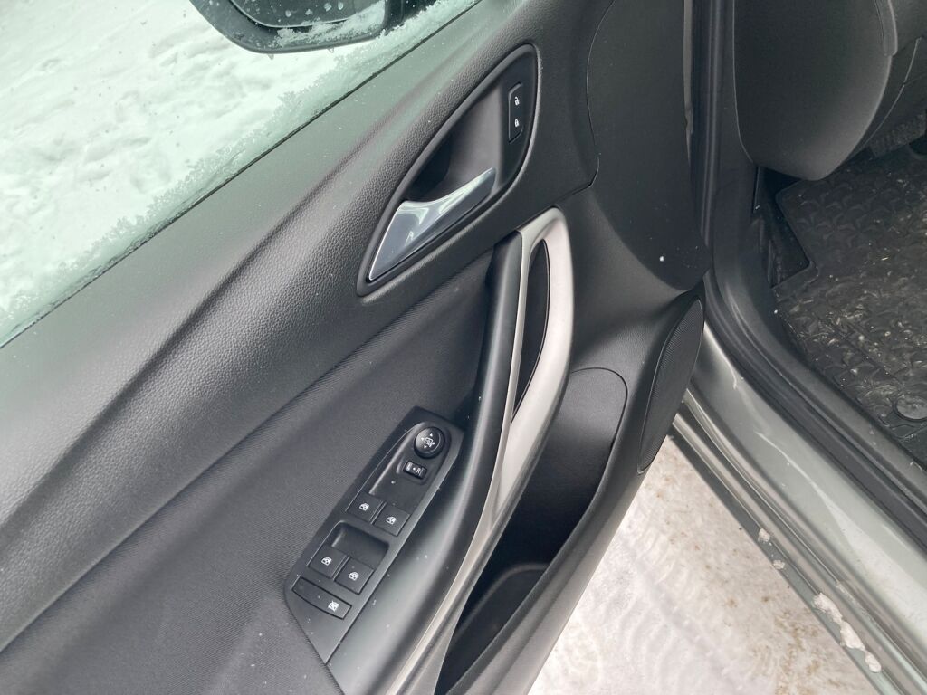 Opel Astra 2021 Metallinhohto Harmaa